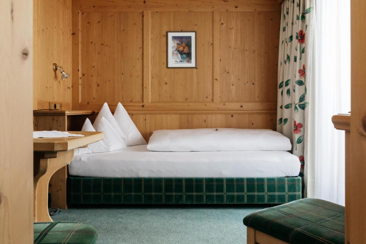 Hotel Kristall Лех Экстерьер фото