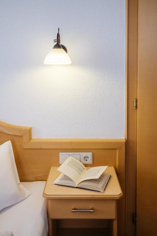 Hotel Kristall Лех Экстерьер фото