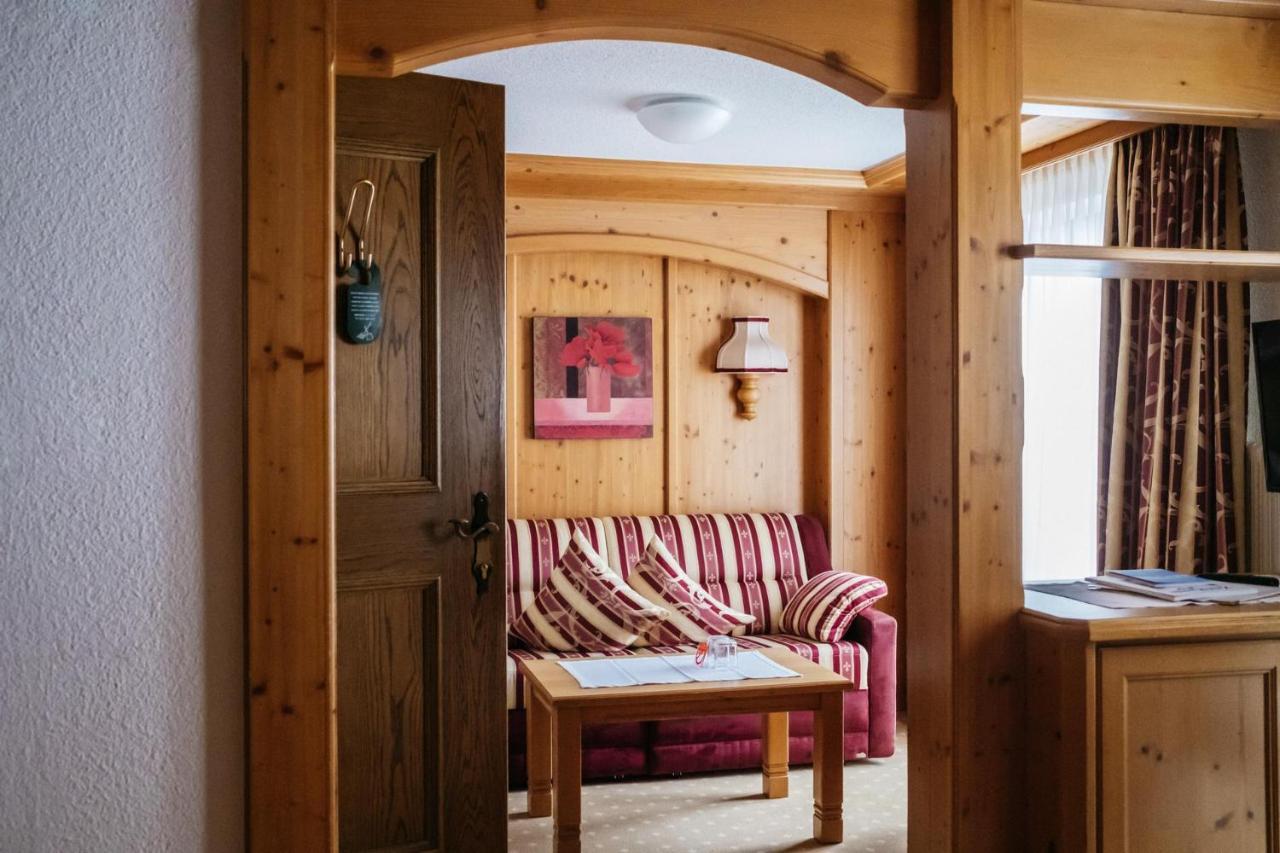 Hotel Kristall Лех Экстерьер фото