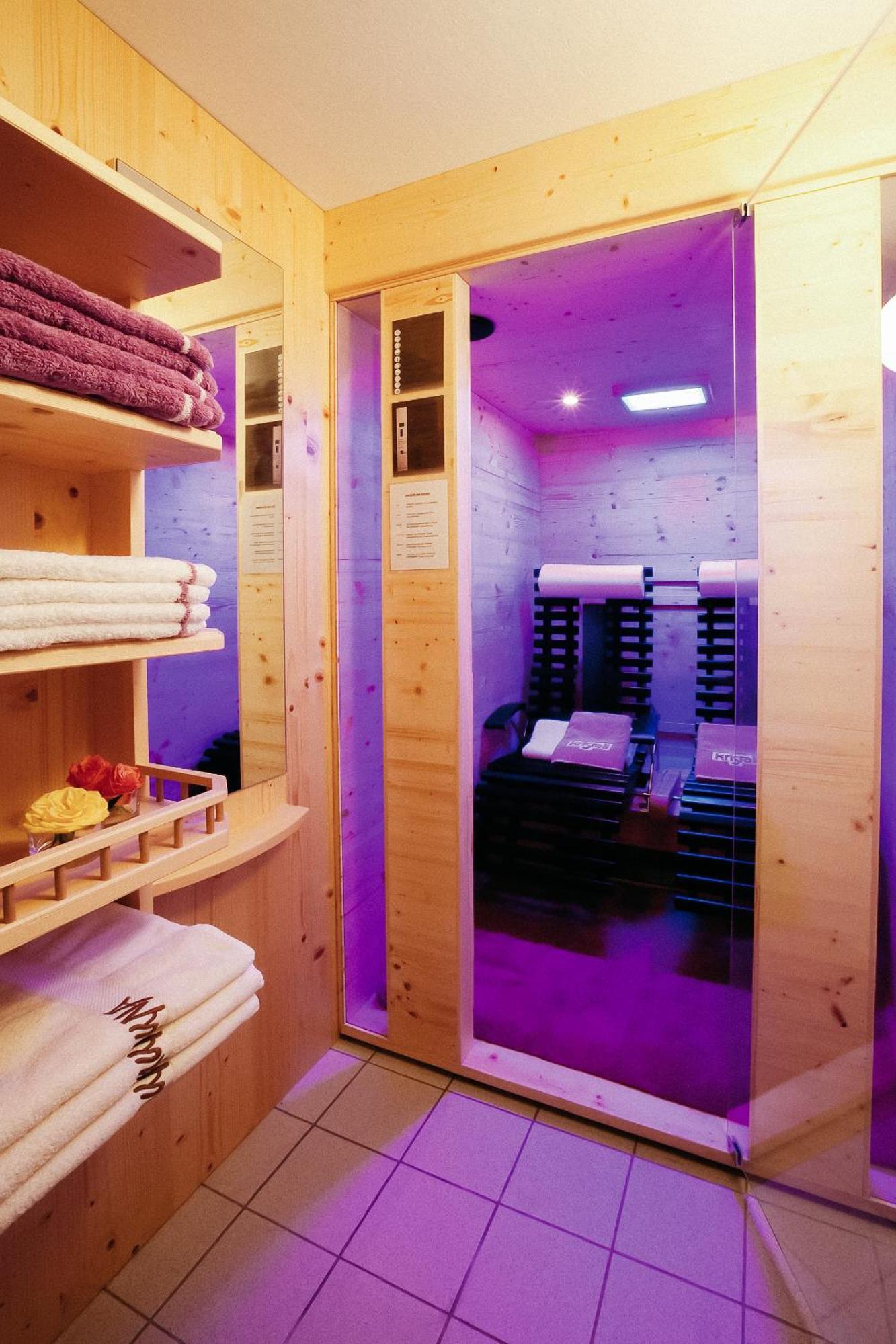 Hotel Kristall Лех Экстерьер фото